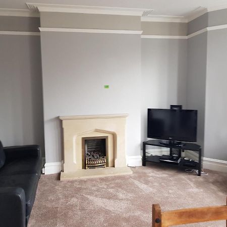 Ferienwohnung Large First Floor Balcony Flat Next To Beach Weston-super-Mare Exterior foto
